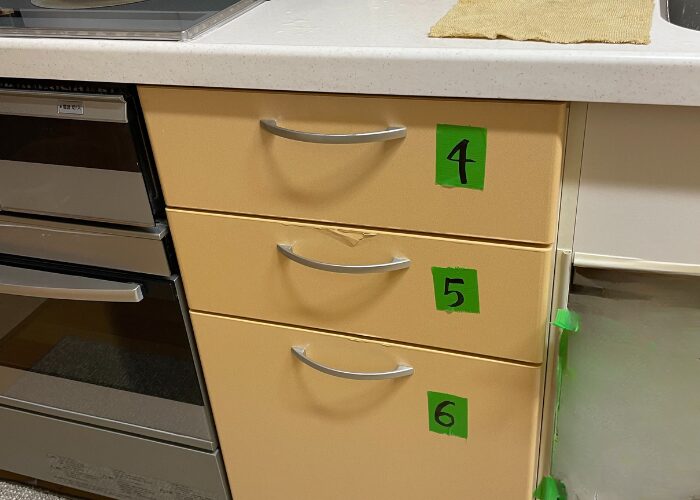 DIY キッチン扉交換