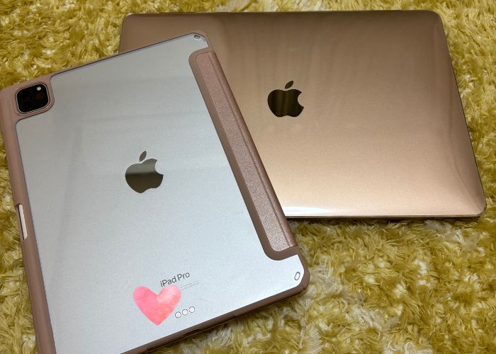 Macbookを学割でお得に購入出来た。